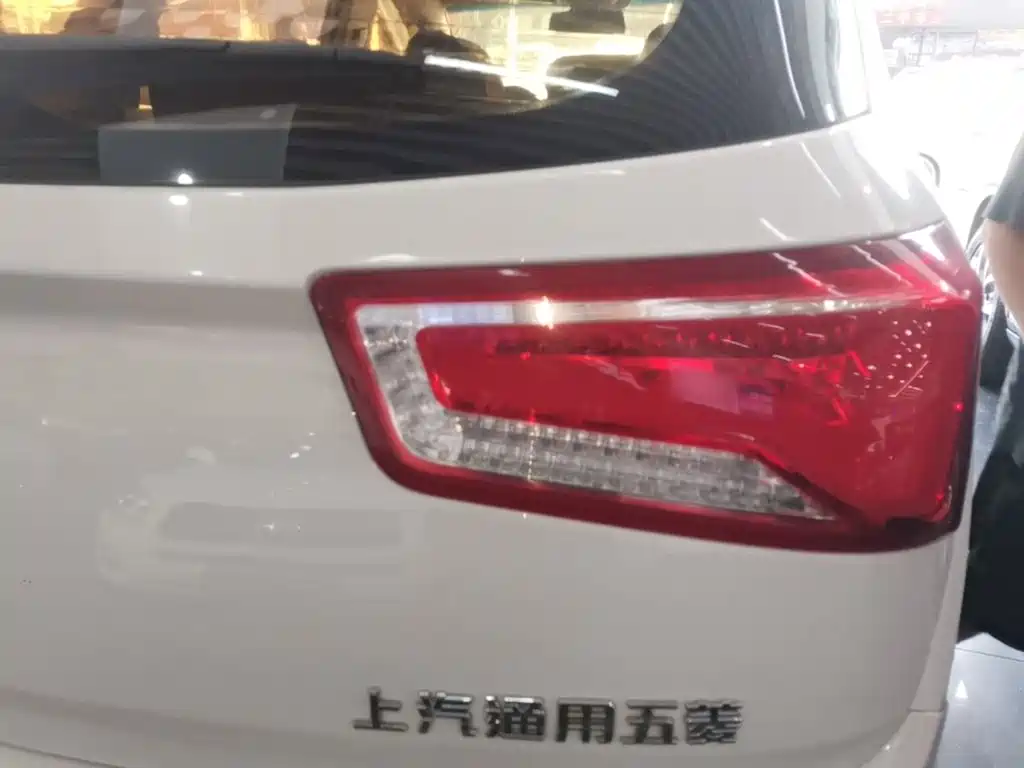 Photo 8 - Baojun 560