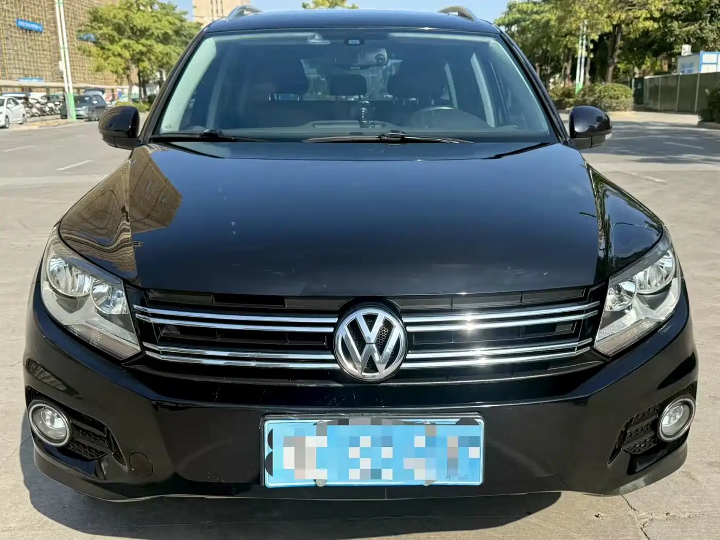 Volkswagen Tiguan 2015 2.0TSI Comfort Edition фото 2