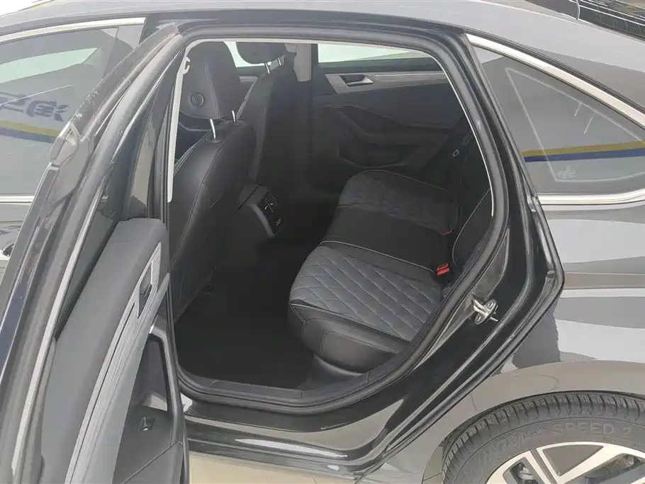 Volkswagen Sagitar 2024 300TSI DSG Surpass Edition фото 11