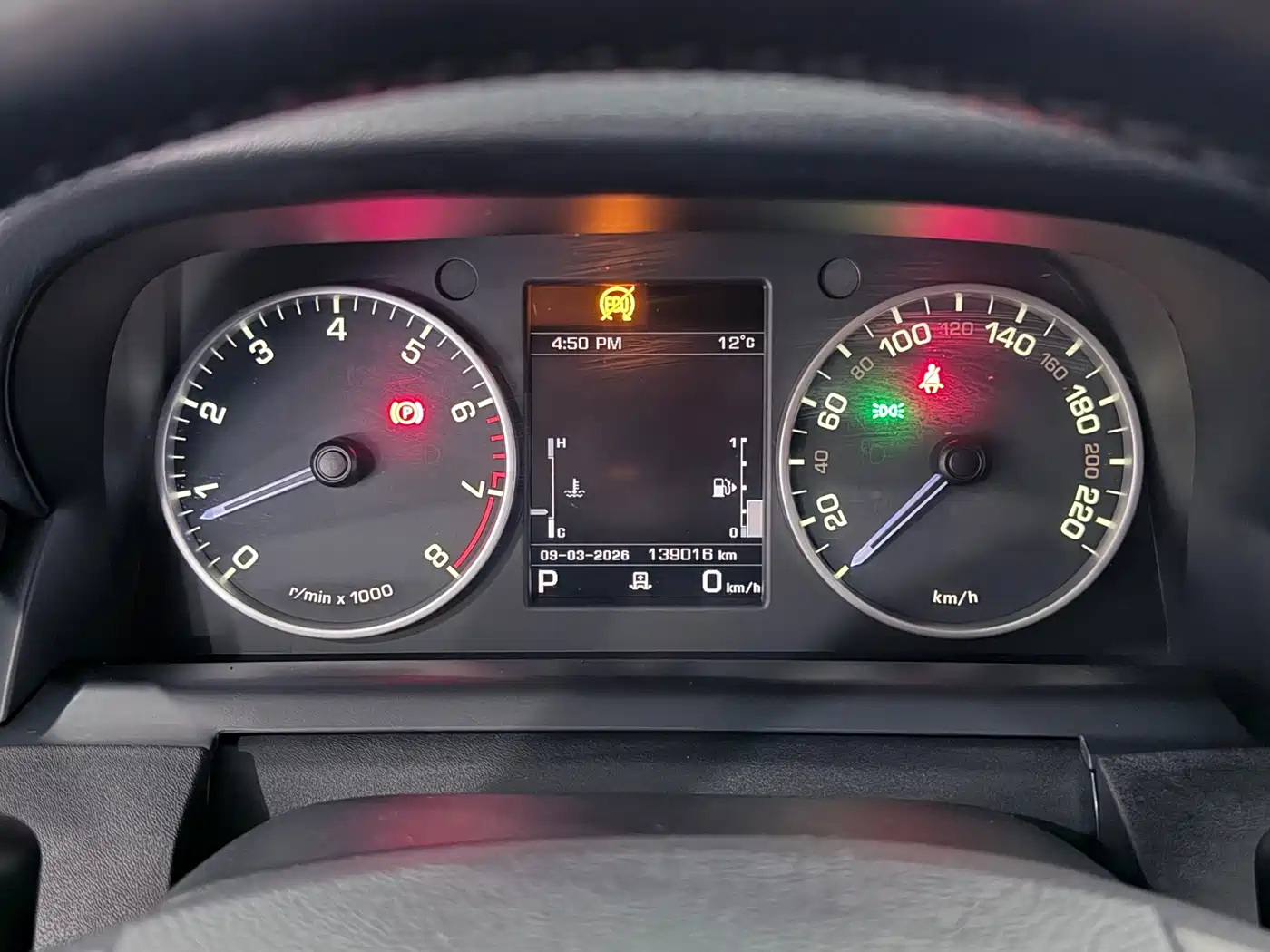 Land Rover Discovery 2016 3.0 SC Black Edition SE фото 11