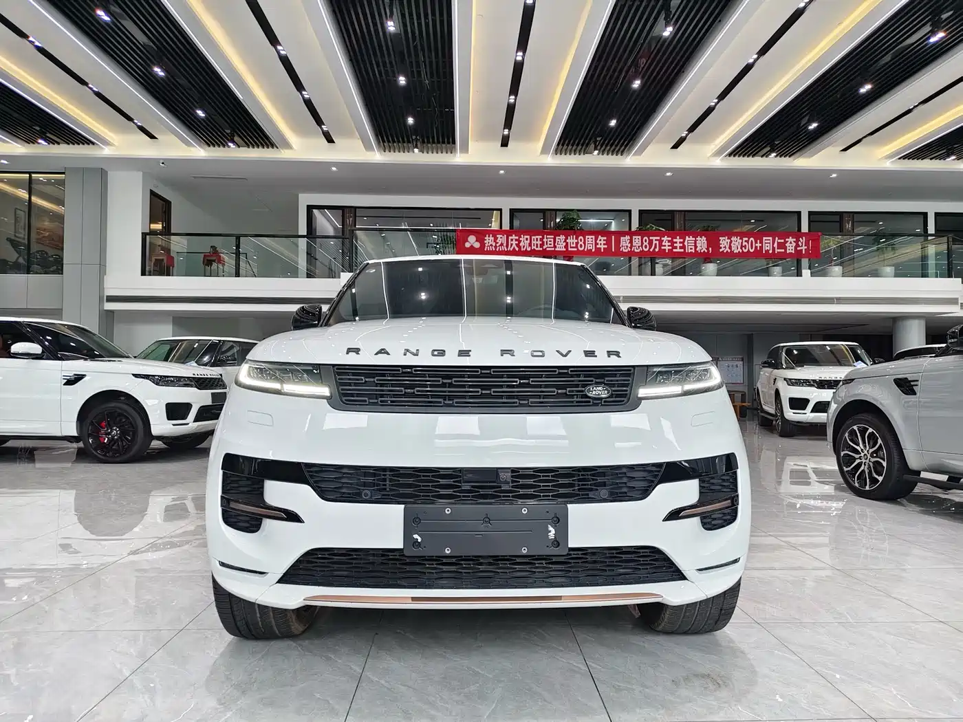 Land Rover Range Rover Sport 2025 400PS Dynamic SE фото 2