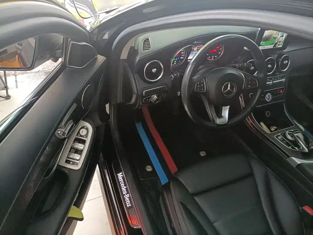 Mercedes-Benz C-Class 2015 Facelift C 200 L Sport фото 16