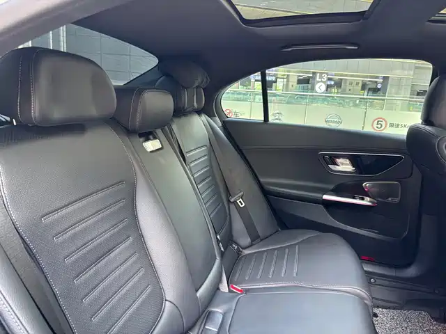 Mercedes-Benz C-Class 2024 Facelift C 260 L Sport — фото 4