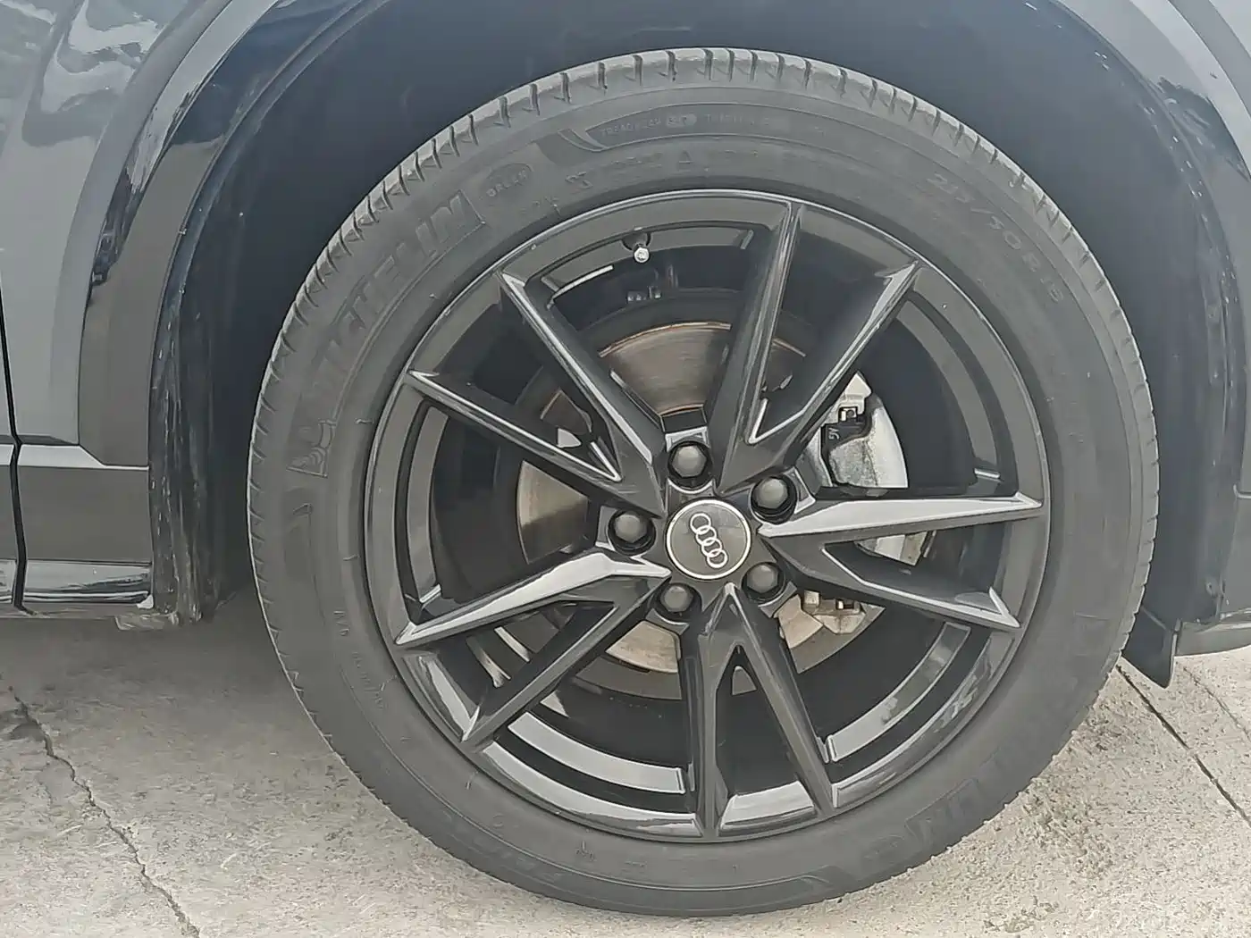 Audi Q2L 2020 35 TFSI Progressive Dynamic Model фото 4