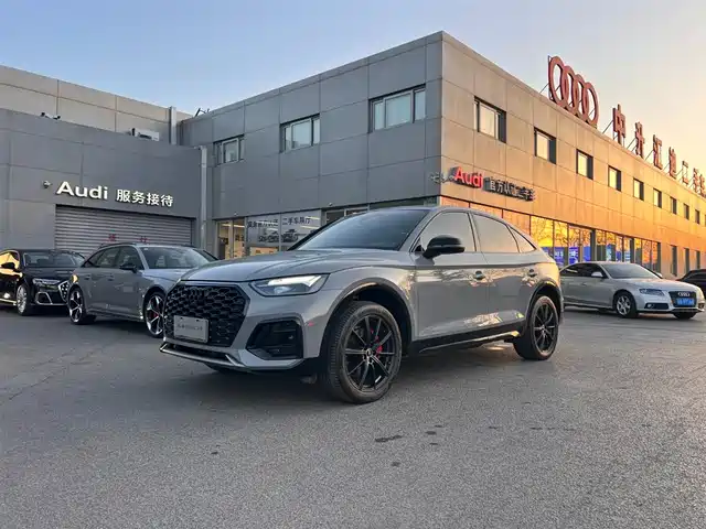 AUDI Q5L SPORTBACK