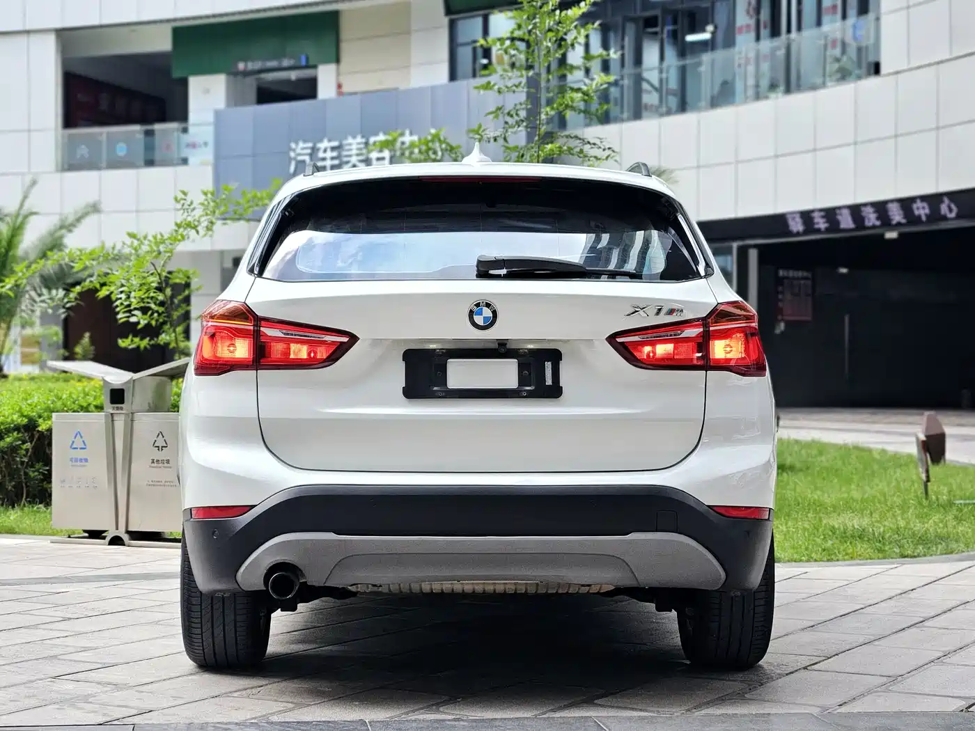 BMW X1 2016 sDrive18Li Fashion Model фото 12