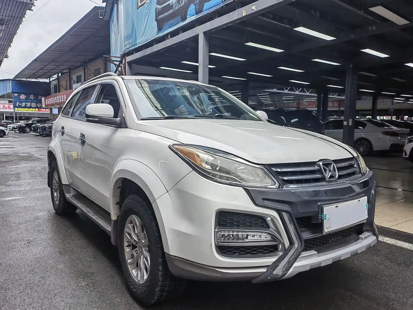 Jiangling Yusheng S350 2015 2013 2.4T Automatic 2WD Diesel Premium Luxury 5-seater
