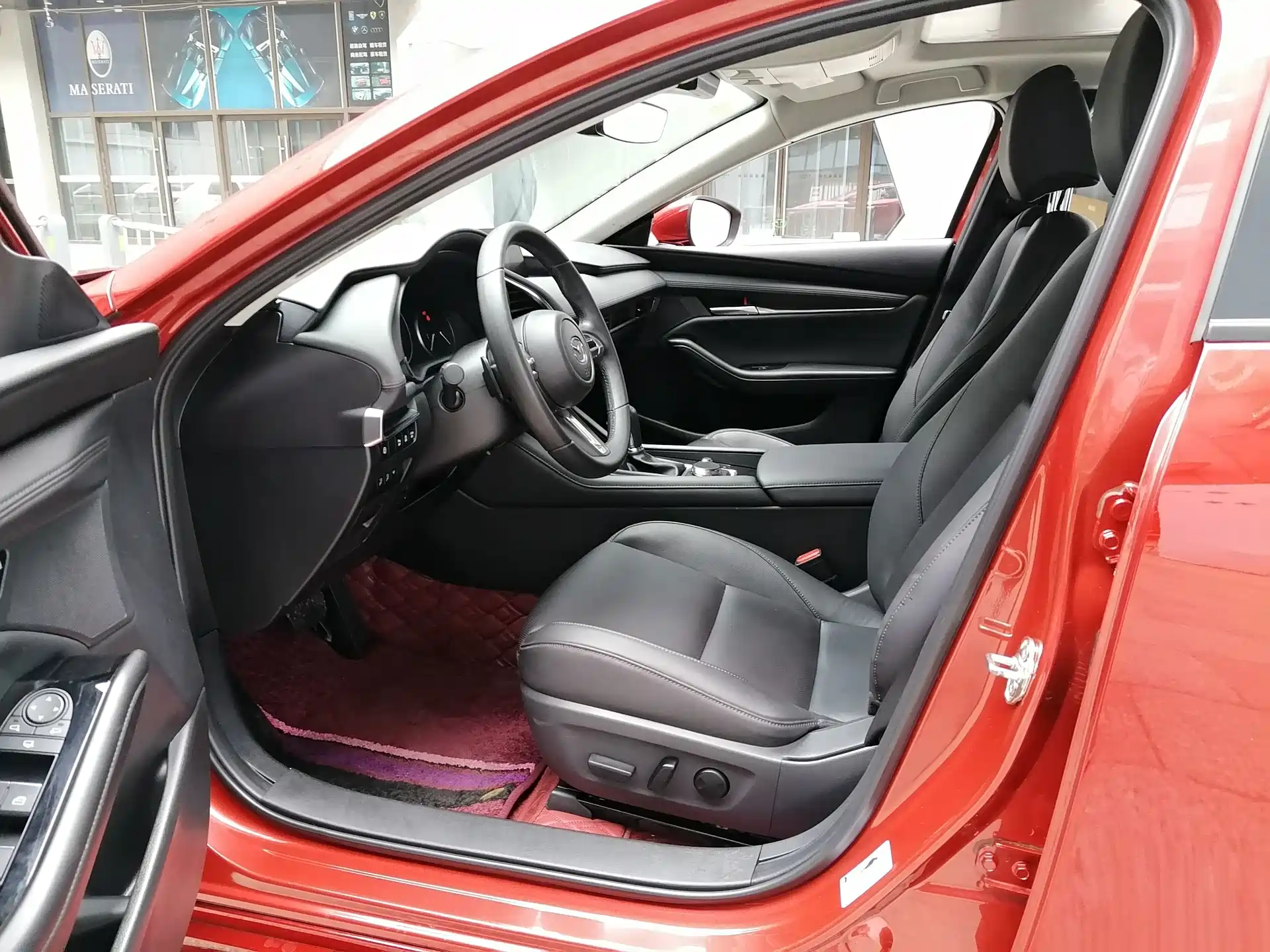 Photo 9 - Mazda Mazda 3