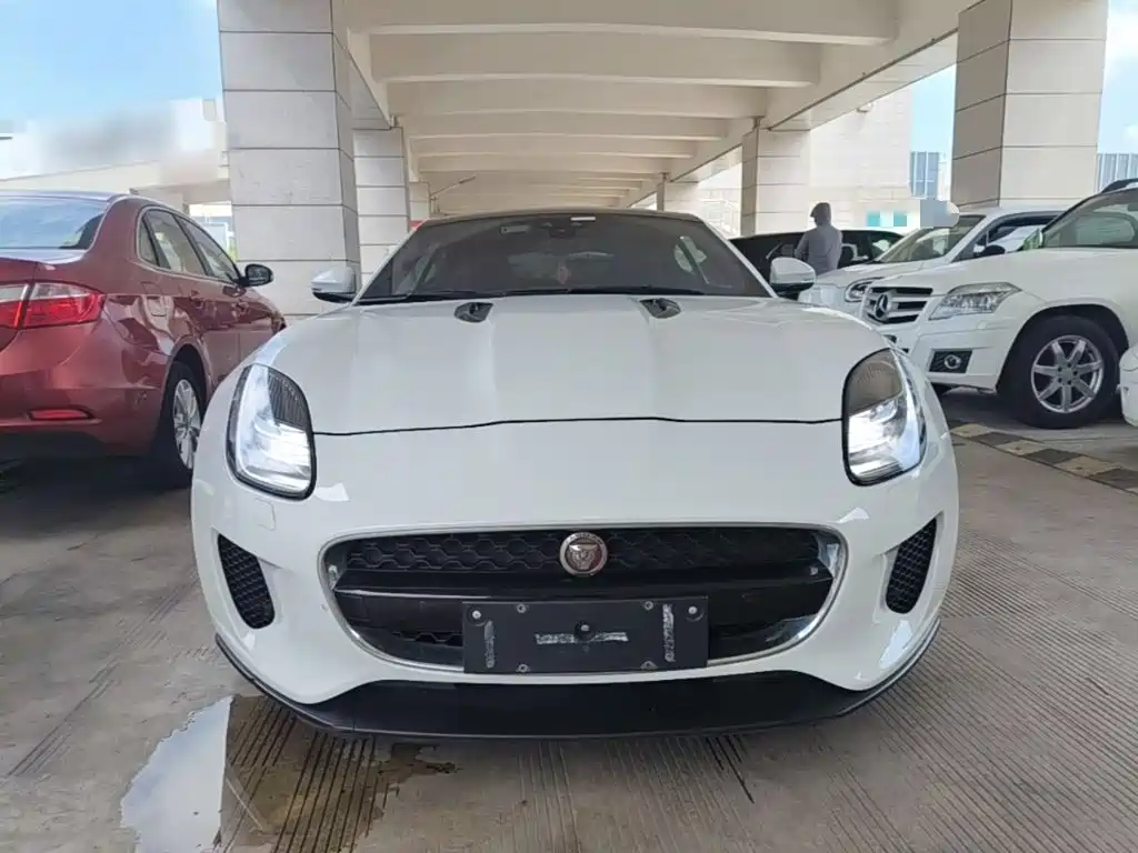 Jaguar F-TYPE 2019 2019 2.0T Coupe
