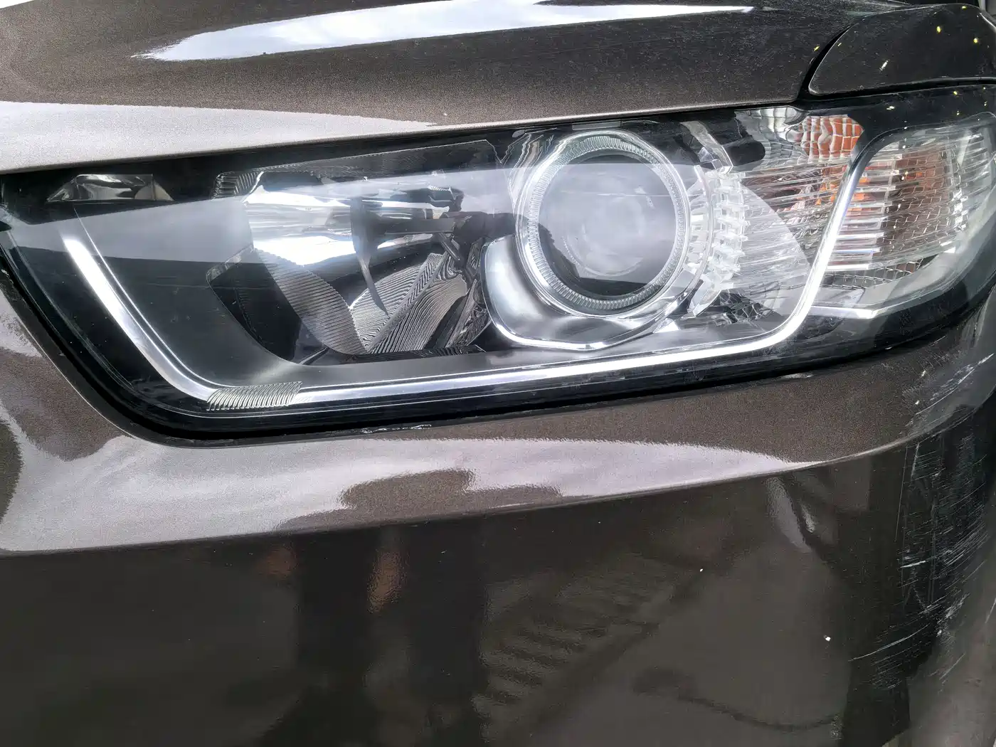 FORD TAURUS