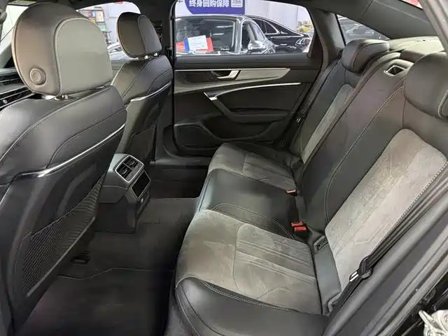 Audi A6L 2021 45 TFSI Exclusive Sport фото 8