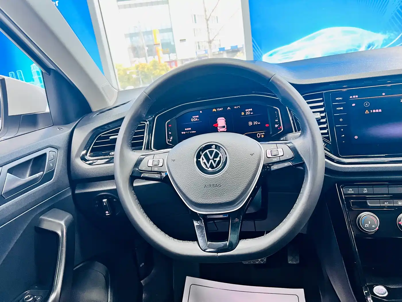 Volkswagen T-ROC 2022 280TSI DSG 2WD Comfort PLUS фото 18