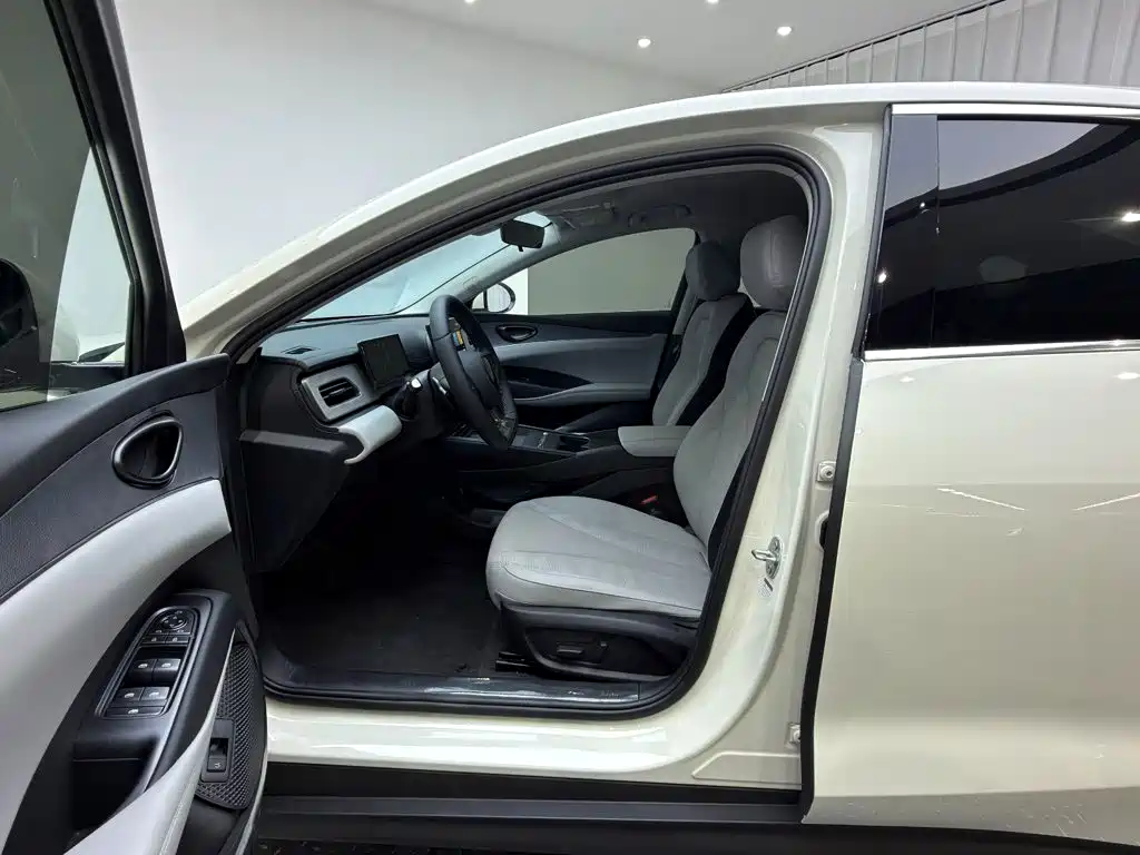 BYD Seal 06 New Energy 2026 2026 Model DM-i Ultra Edition 128KM Smart Configuration
