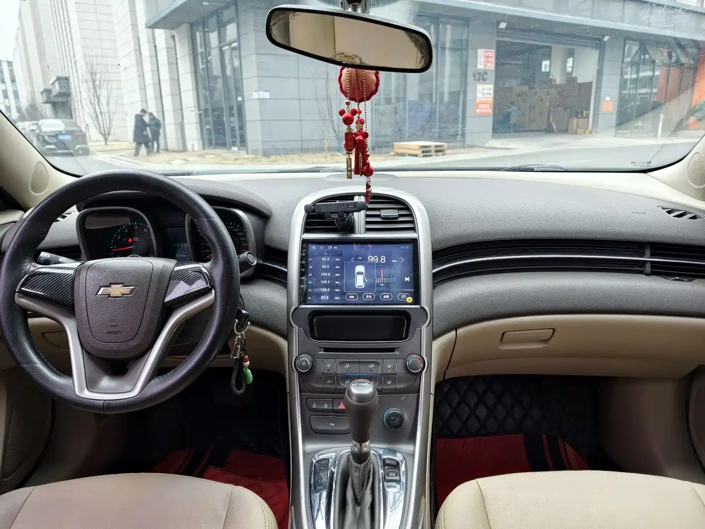 Chevrolet Malibu 2012 2.0L Automatic Comfort Edition фото 16