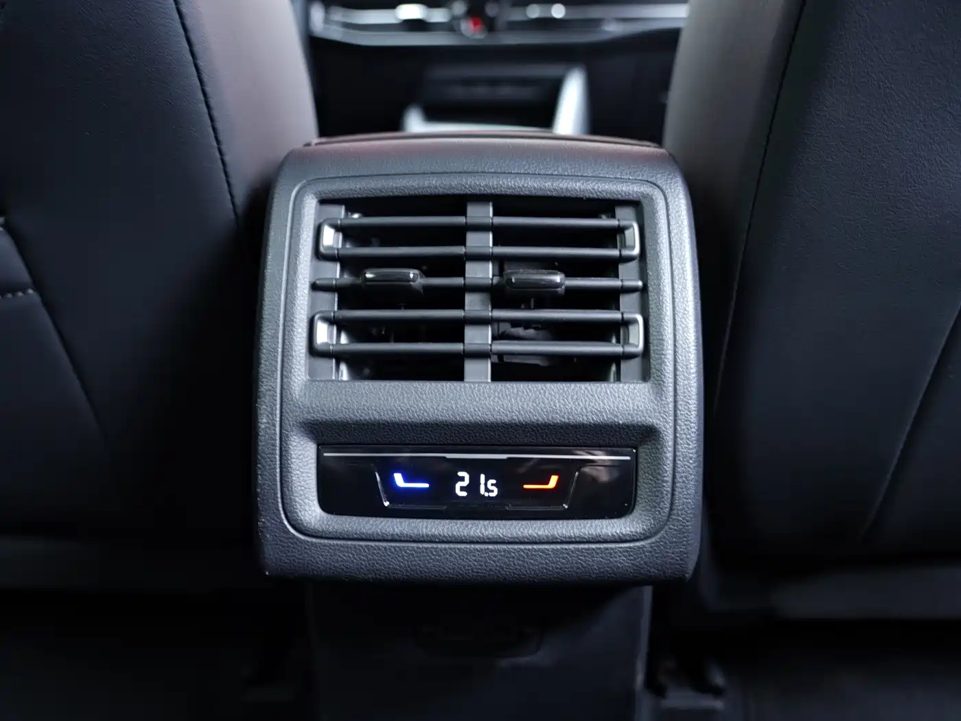 Volkswagen Golf 2021 280TSI DSG R-Line фото 19
