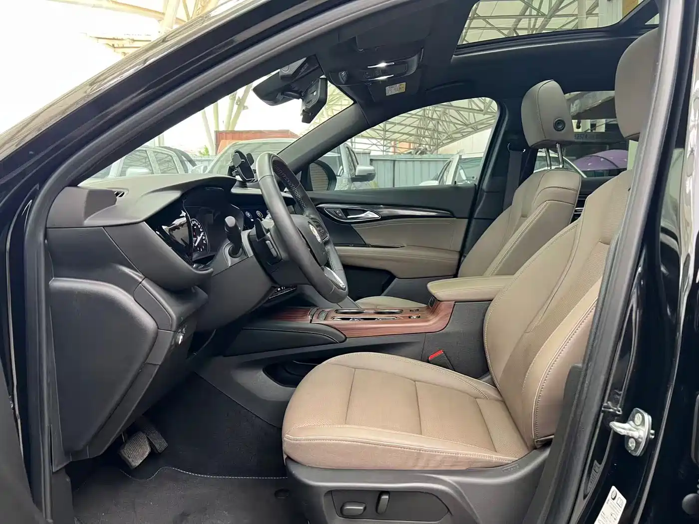 Buick Envision Plus 2023 Enclave Plus 652T 5-Seater Luxury фото 3