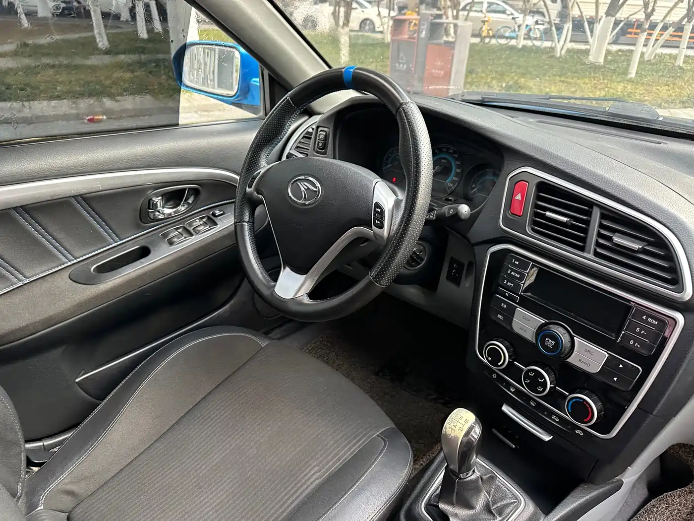 Soueast V3 Lingyue 2015 2015 1.5L Manual Elegance Edition