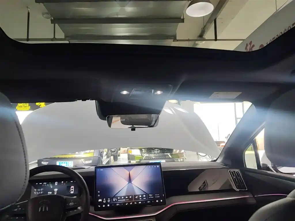 BYD Song L DM-i 2025 Smart Drive Edition 112km Surpassing фото 18