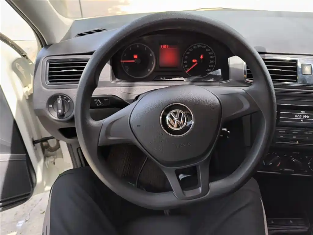 Volkswagen Santana 2021 1.5L Manual Trend Edition фото 11