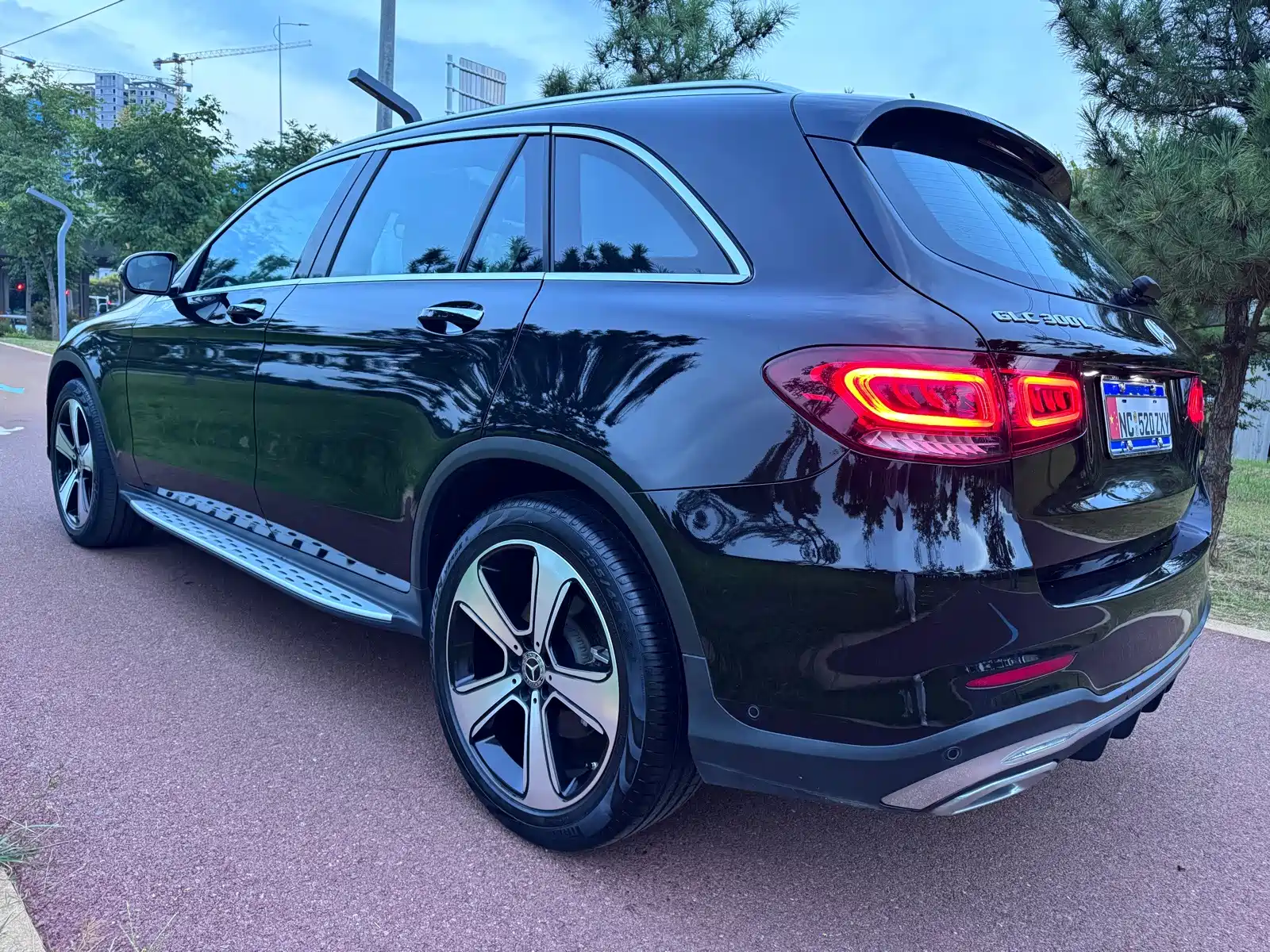 Фото 7 - Mercedes-Benz GLC