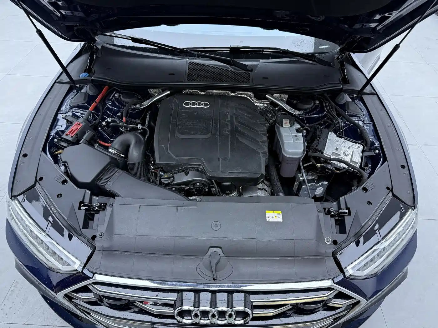 Audi A7L 2024 45TFSI S-line Dream Edition Crystal Package фото 12