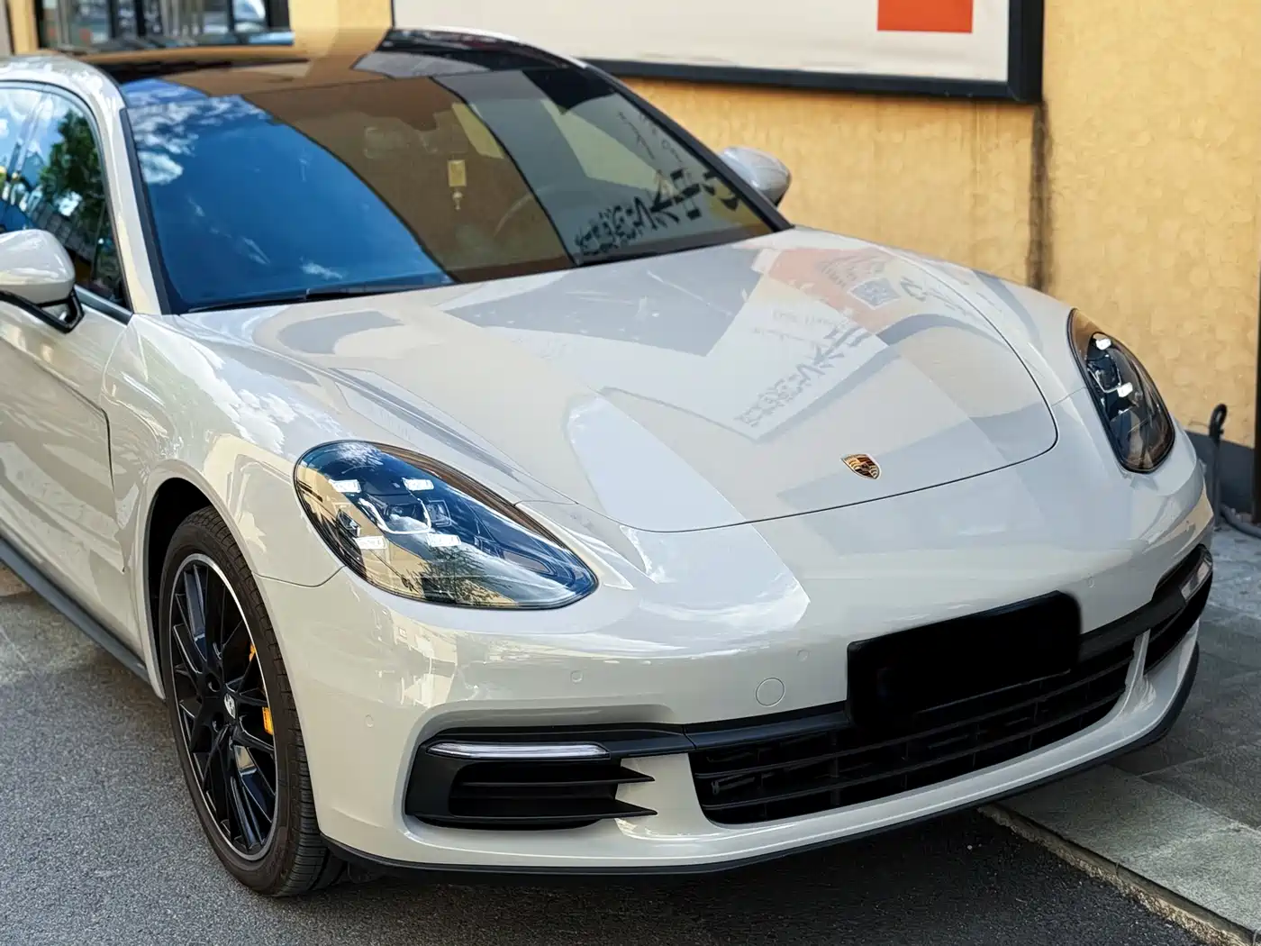 Porsche Panamera 2017 Panamera 4 Sport Turismo 3.0T фото 5