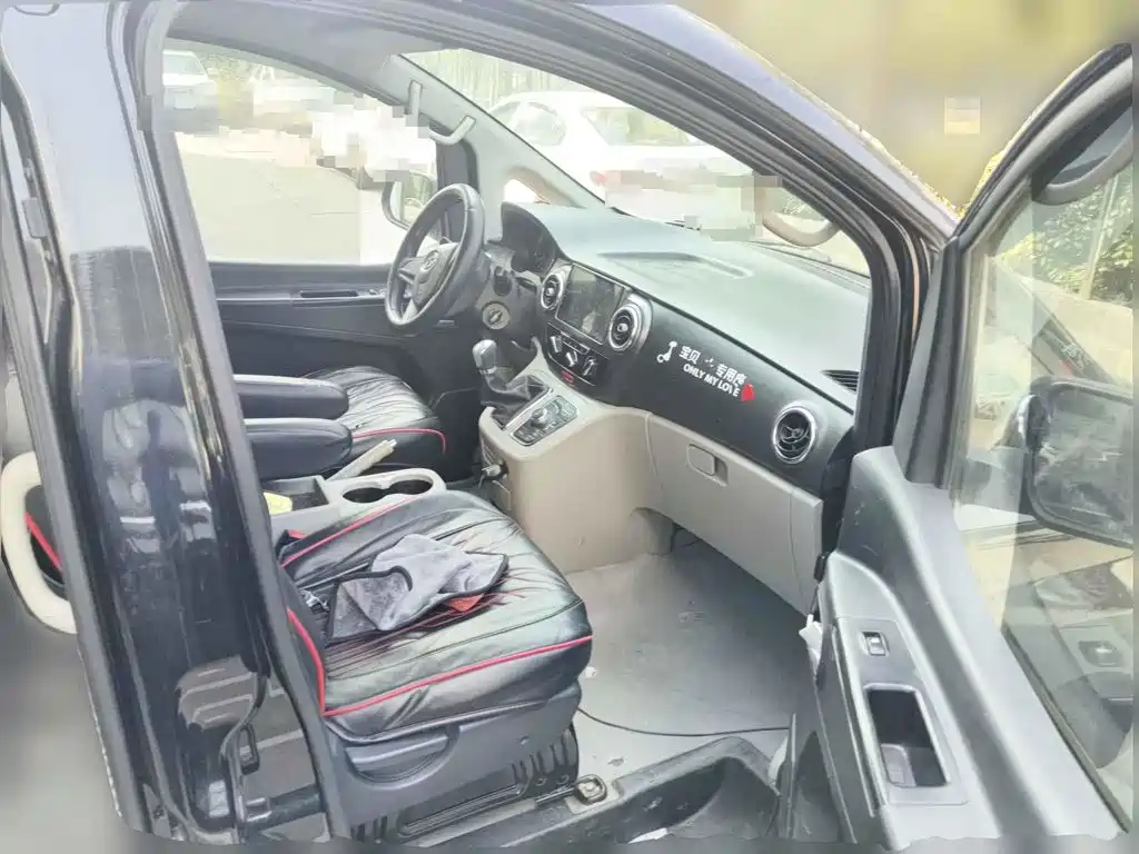 JAC Refine M3 2017 2016 IKEA Edition 1.6L Luxury Smart