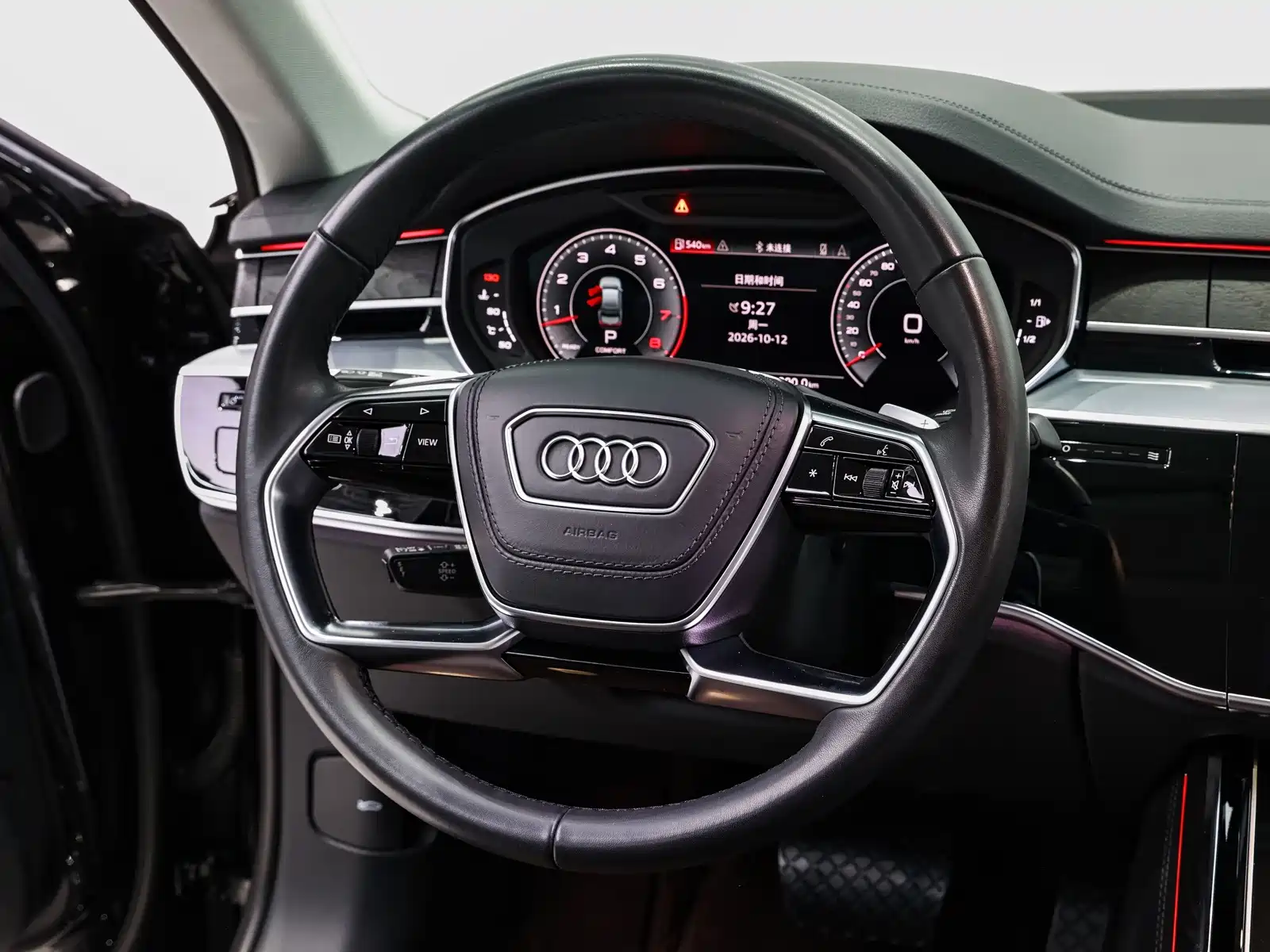 صورة 18 - Audi A8