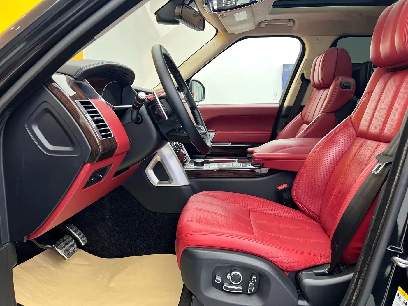 Land Rover Range Rover 2015 5.0 SC V8 AB Prestigious Genesis Extended Edition фото 3