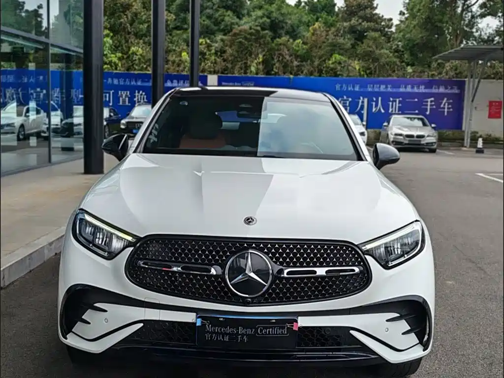 Mercedes-Benz GLC Coupe 2024 2024 GLC 260 4MATIC Coupe SUV