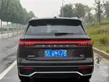 Фото 9 - Geely Monjaro