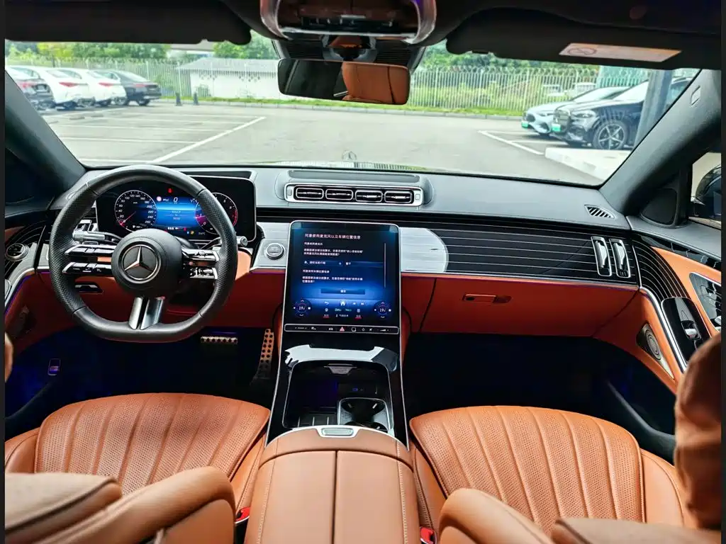 صورة 7 - Mercedes-Benz S-Class