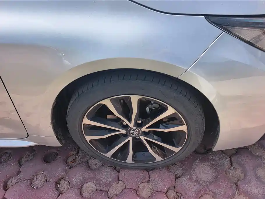 Toyota Levin 2021 185T CVT Sport Edition фото 6
