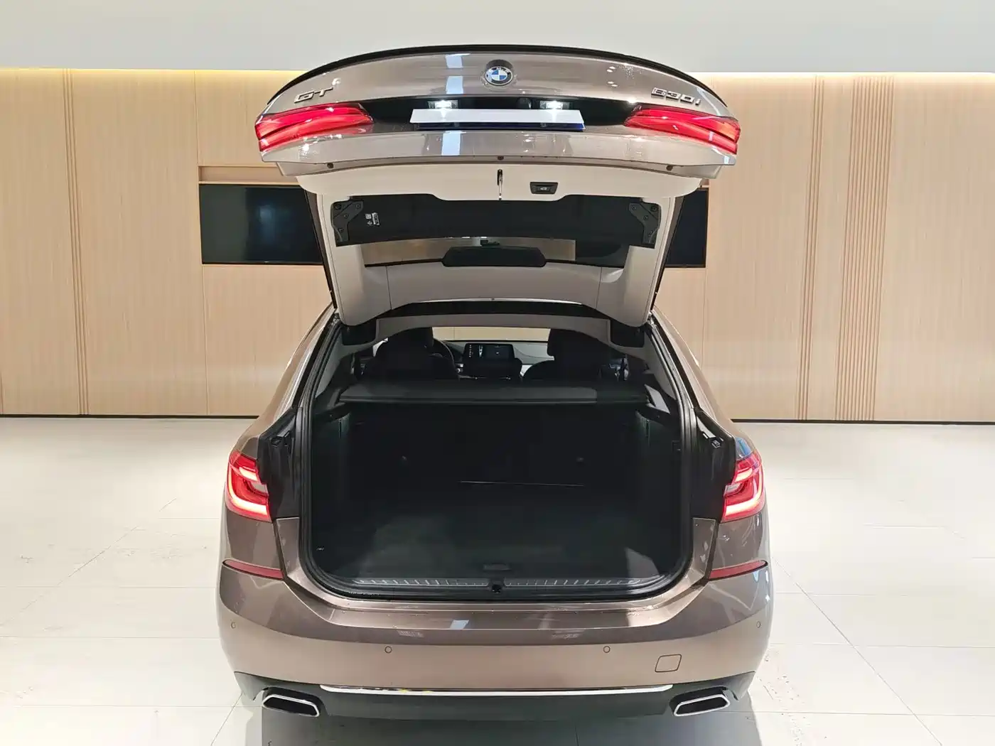 BMW 6 Series GT 2018 2018 630i Luxury Design Package