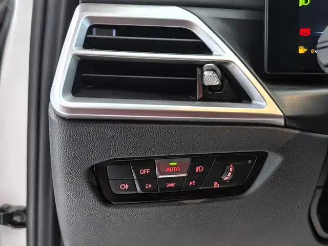 BMW 3 Series 2025 325Li M Sport Package фото 6