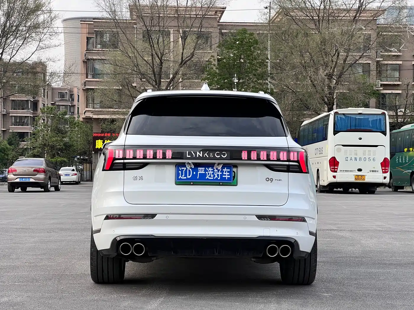 Lynk & Co 09 EM-P 2021 2.0T PHEV Ultra 6-seater фото 5