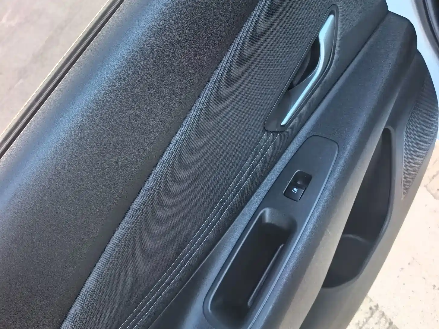 Фото 7 - Hyundai Elantra