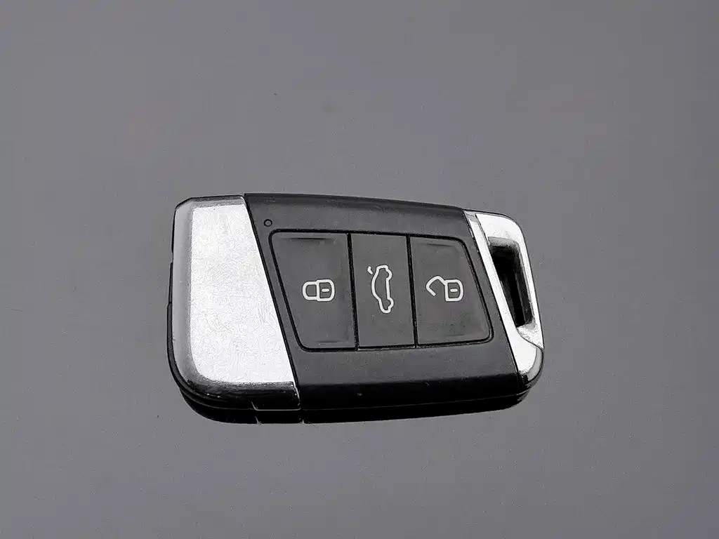 Photo 19 - Volkswagen Passat