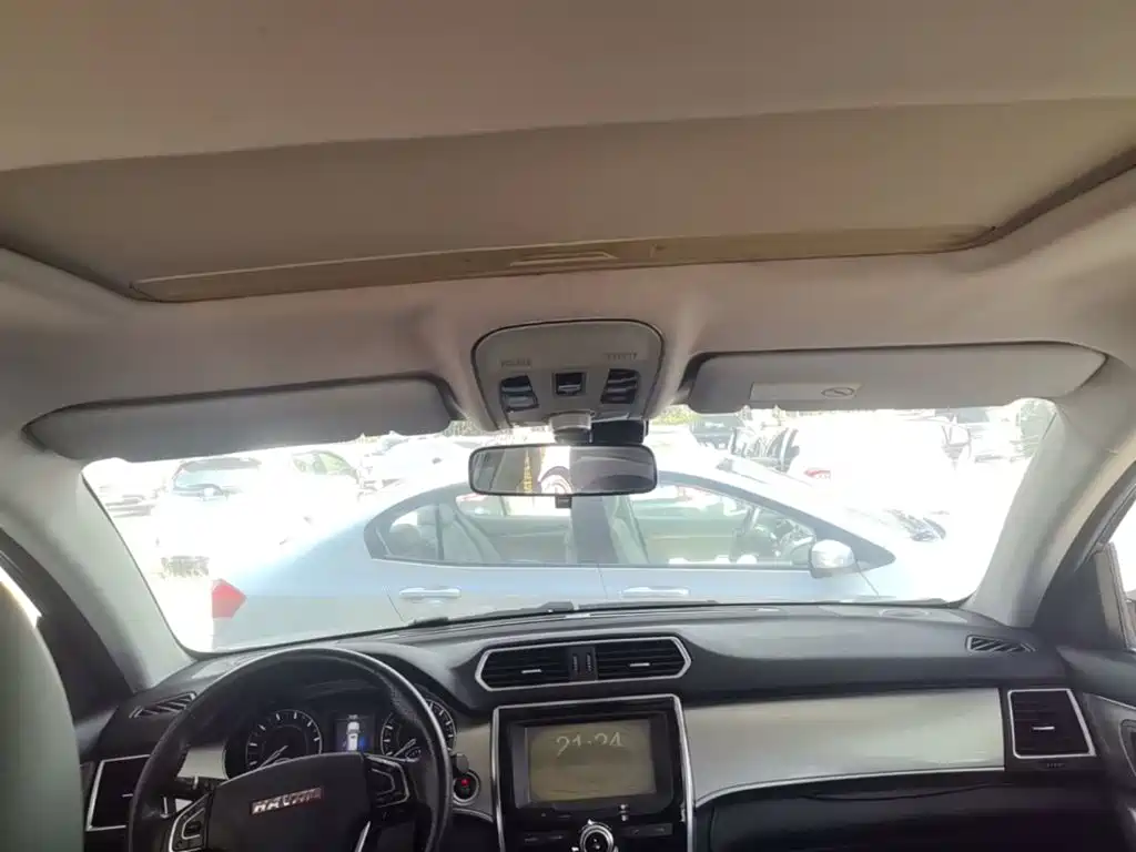 Haval H2 2015 2014 1.5T Manual 2WD Elite Edition