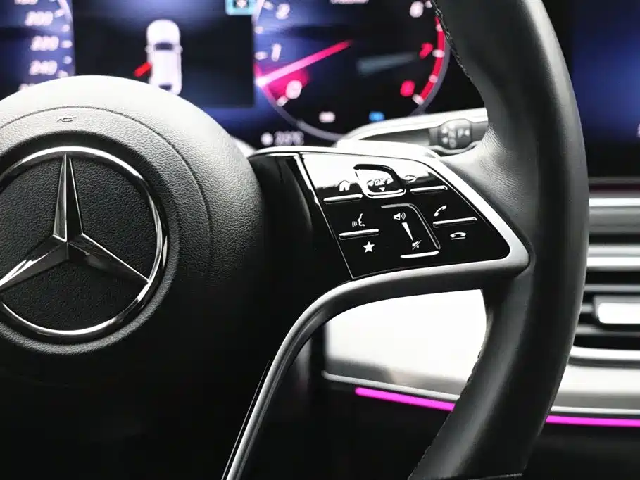 Mercedes-Benz GLE Coupe 2024 GLE 450 4MATIC Coupe SUV Fashion фото 24