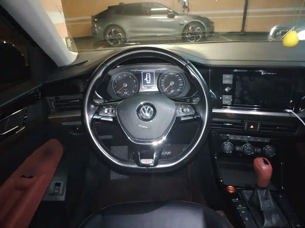 Фото 6 - Volkswagen Passat