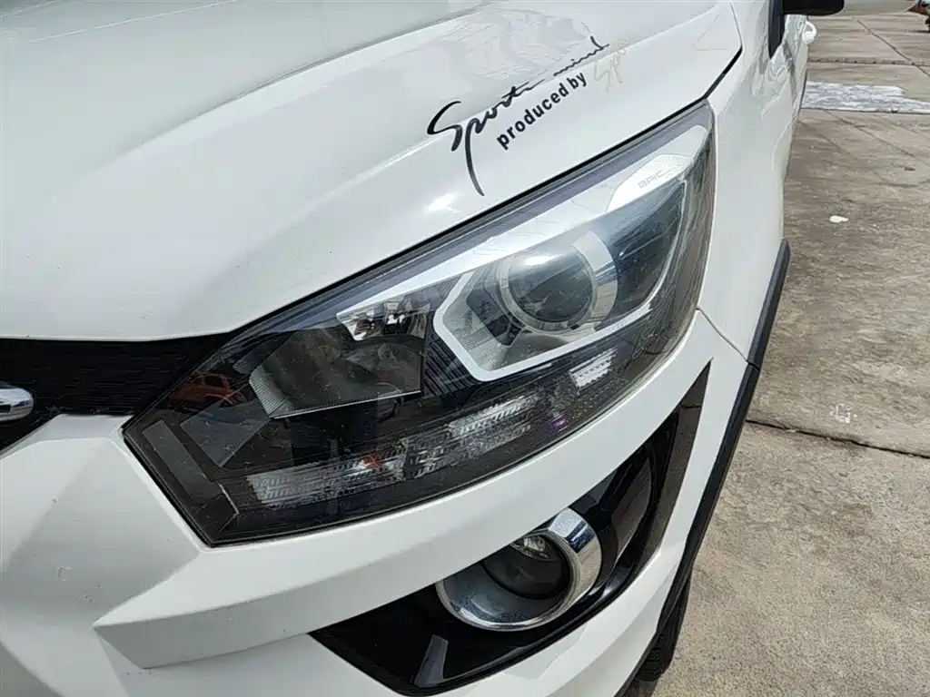 BAIC Senova X25 2017 2017 1.5L Auto Elite Navigation