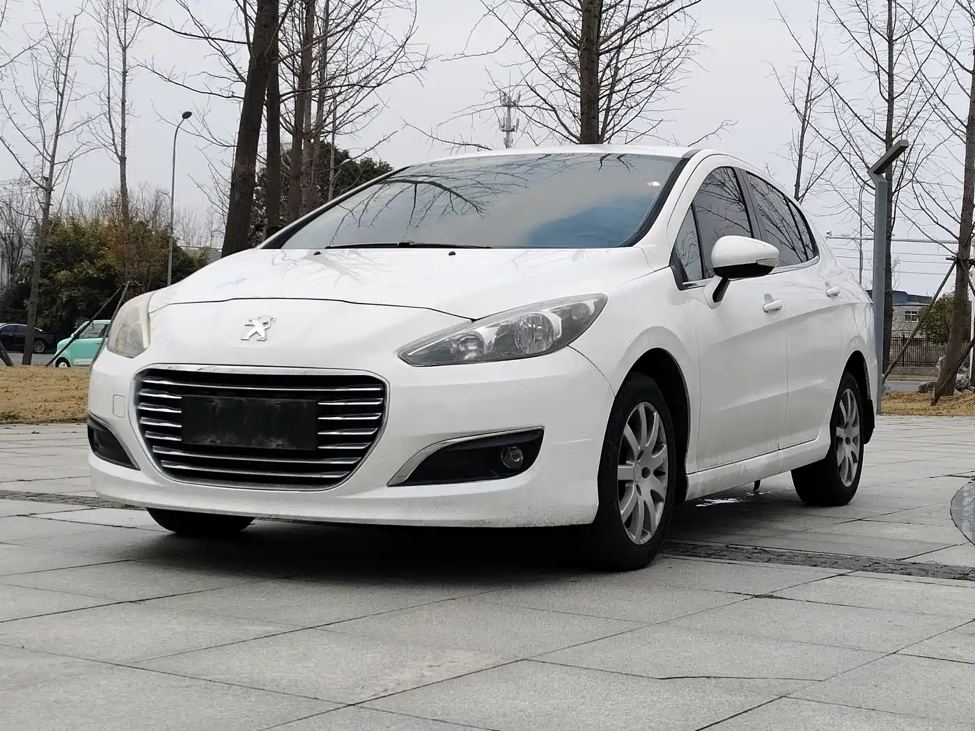 Peugeot 308 2013 Model 1.6L Manual Trend Style