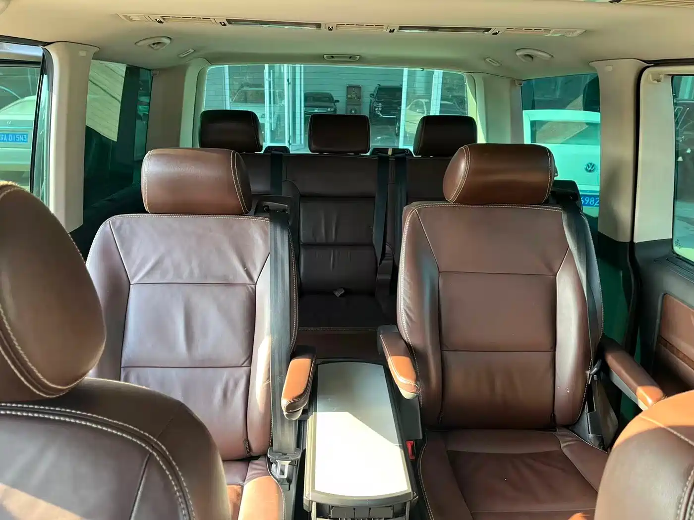 Volkswagen Multivan 2012 2.0TSI 2WD Luxury Edition фото 6