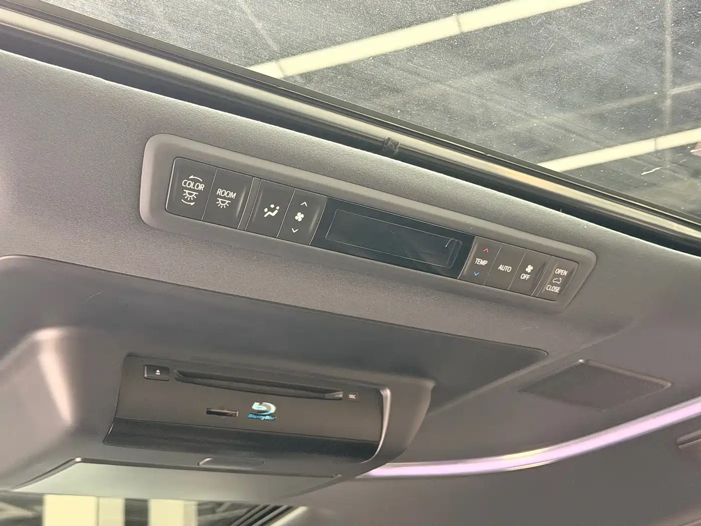 Toyota Alphard 2018 Facelift 3.5L Premium Edition фото 13