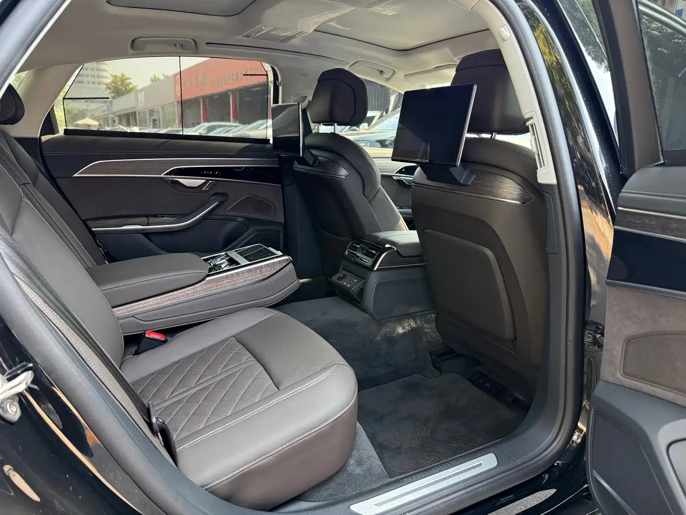 Audi A8 2025 2025 A8L 55 TFSI quattro Flagship