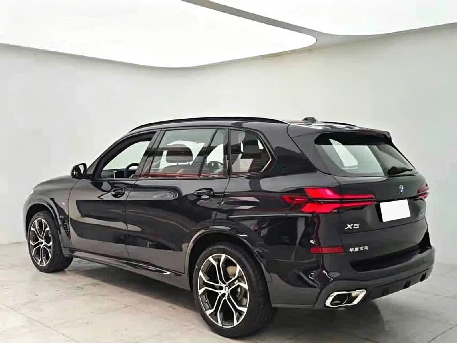 Photo 8 - BMW X5