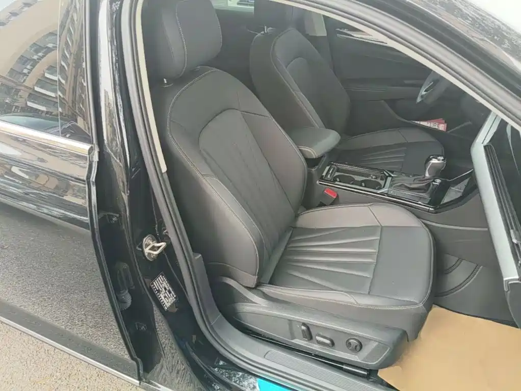Volkswagen Passat 2025 2025 Outstanding 330TSI Starlight Elite Edition