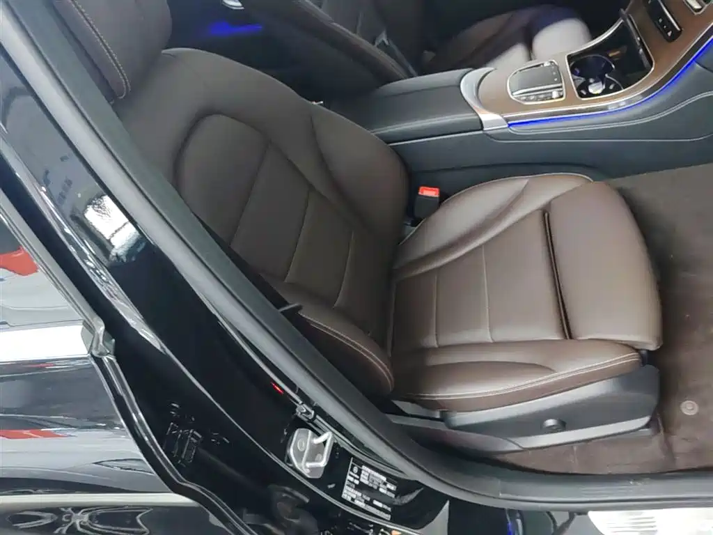 Mercedes-Benz GLC 2022 Facelift II GLC 260 L 4MATIC Luxury фото 25