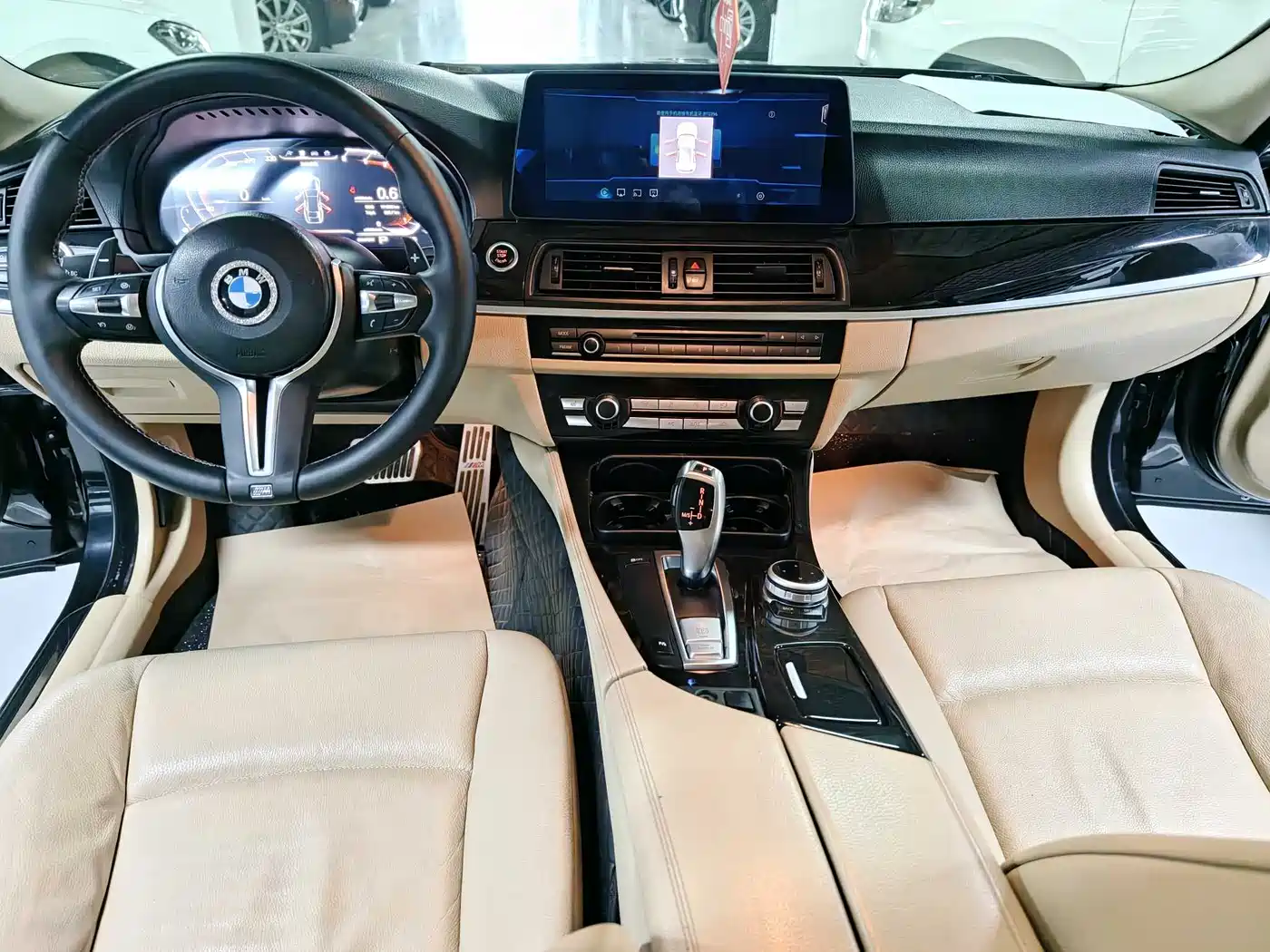 BMW 5 Series 2012 523Li Leadership фото 7